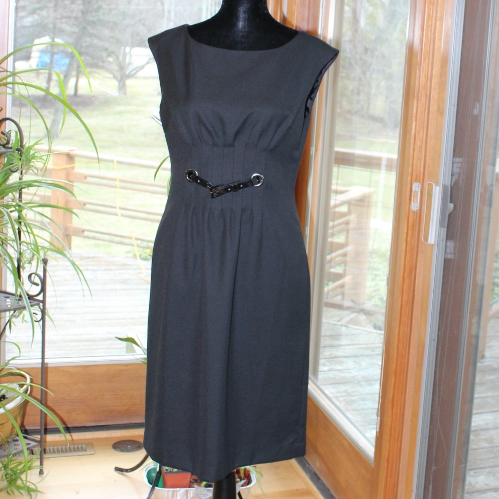 Ann Taylor Black Sleeveless Sheath Dress Sz 8
